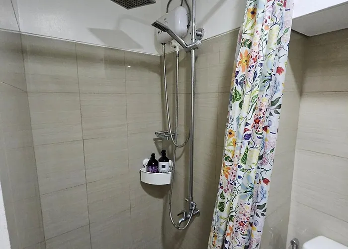 Cathys Haven Urban Escape In Moa Manila